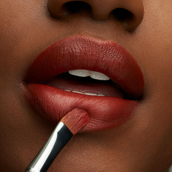 MAC        LUSTRE        LIPS LOCAL